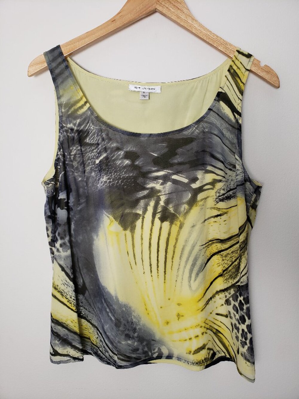 ST. JOHN Silk Medium Dress Shirt Sleeveless Blouse Abstract Animal Print